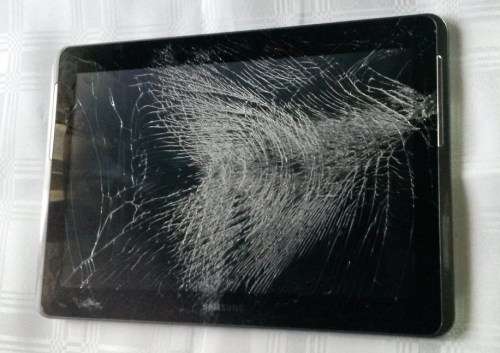 Samsung Galaxy Tab 10.1" - Screen is cracked ****Low Shipping ****