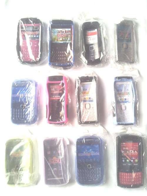 JOB LOT OF MORE THAN  100 X New Cellphone covers - **** LOW LOW SHIPPING *****