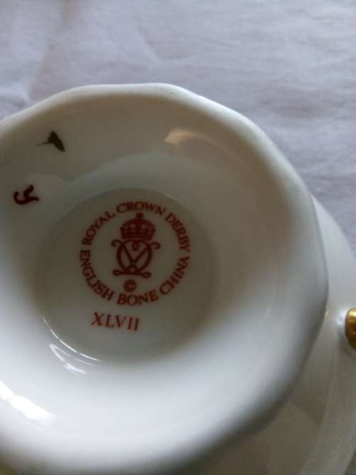ROYAL CROWN DERBY TRIO - ROYAL PINXTON ROSES PATTERN