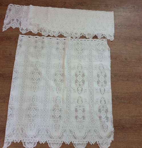 Dutch Lace 2 piece.