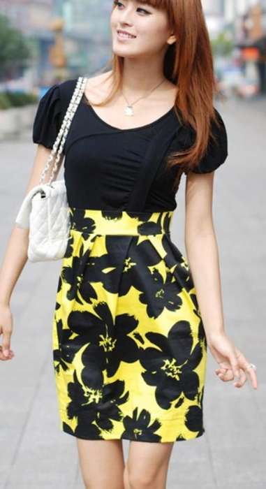 Ladies  dress with yellow print  -    fit for size 32-