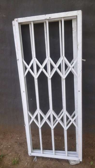 SECURE YOUR HOUSE THIS CHRISTMAS HOLIDAY. EXPANDA/TRELLIDOR BURGLAR BARS. JUST WHAT YOU LOOKING FOR