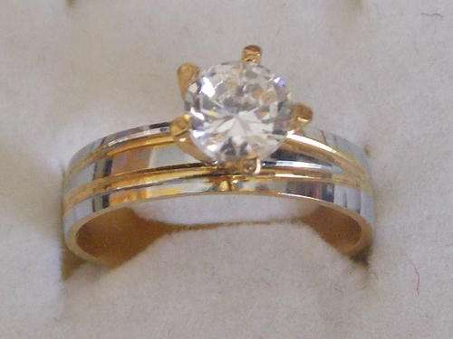 GOLD EP TWO TONE RING WITH HUGE SIM DIAMOND SIZE 8