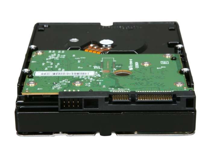WESTERN DIGITAL BLACK 2TB ** 3.5" DESKTOP HARD DRIVE ** GOOD CONDITION ** WARRANTY **