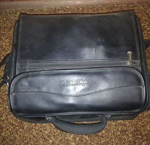 Older Mecer Xpression EL81 Laptop