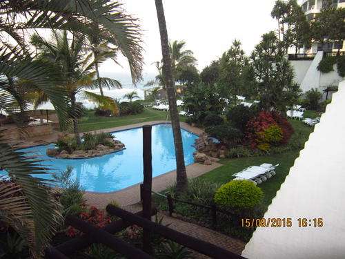 Two sleeper Studio unit for SALE (for life) 4 * Cabana Beach Resort in Umhlanga.