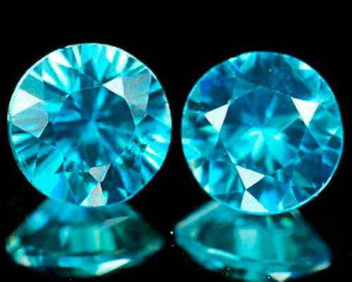 TOP BRILLIANT BLUE ZIRCON PAIR (1.41 TCt)