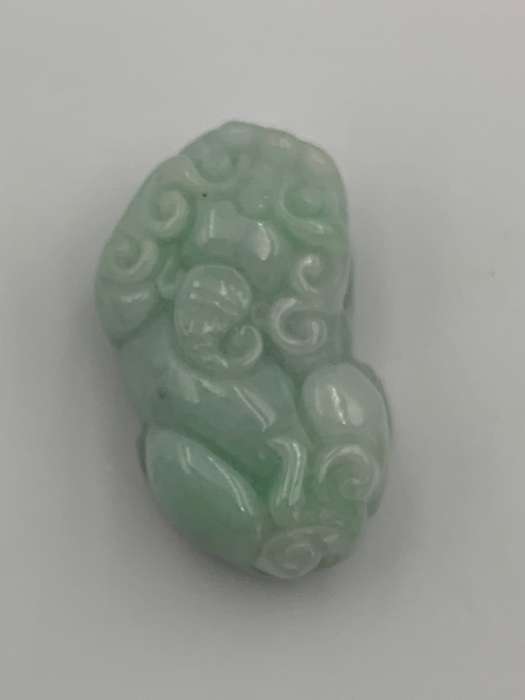 Foo Dog - Reduced !Vintage Ice Waxy Green Feng Shui Jadeite Wealth Pixiu Jade Pendant with Pedestal