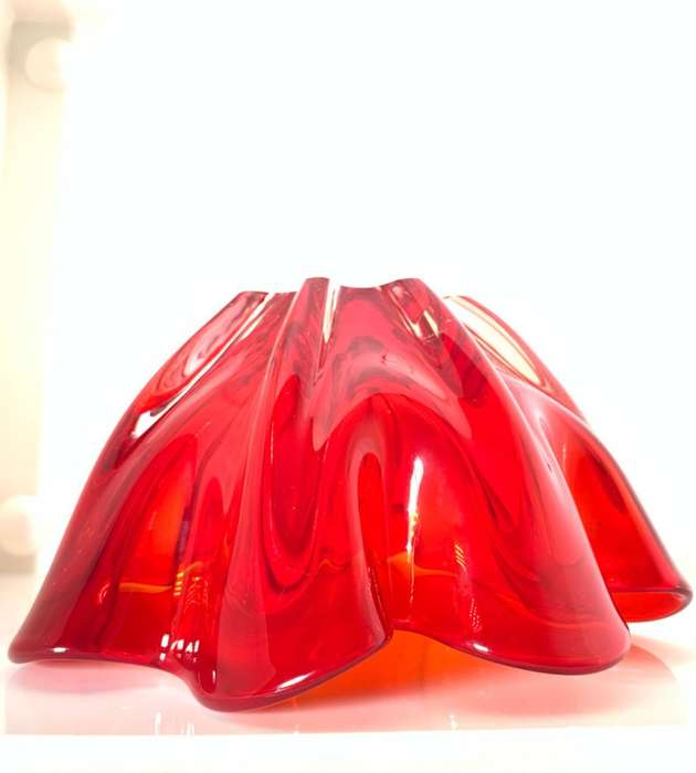 Vintage Iwatsu Glass Co. Hineri Candy Apple Red Pinched Side Centerpiece Bowl  Murano Style Japan
