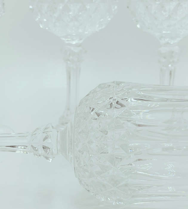 Reduced ! Vintage Set of 4 Crystal dArques Longchamp Durand Wine Glasses - 1980s Stemware Collection