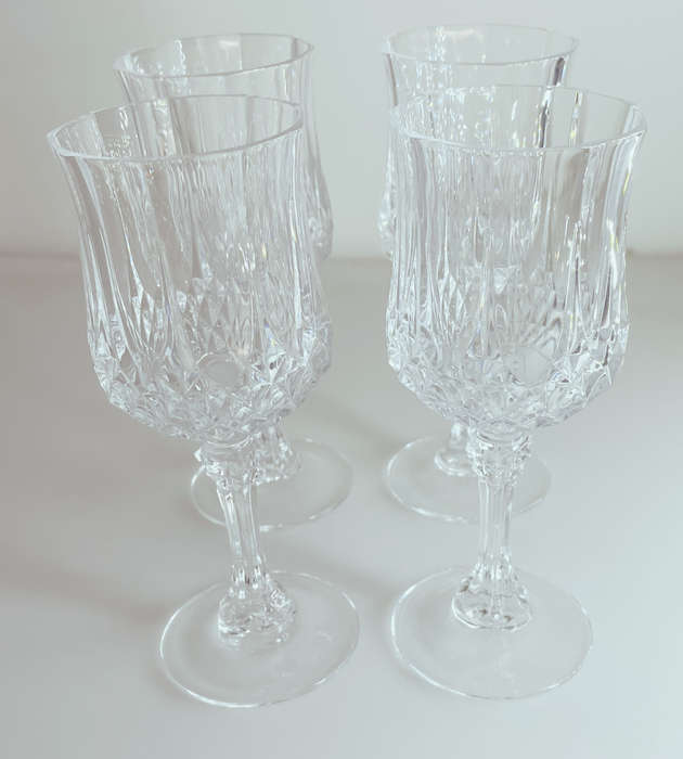 Reduced ! Vintage Set of 4 Crystal dArques Longchamp Durand Wine Glasses - 1980s Stemware Collection