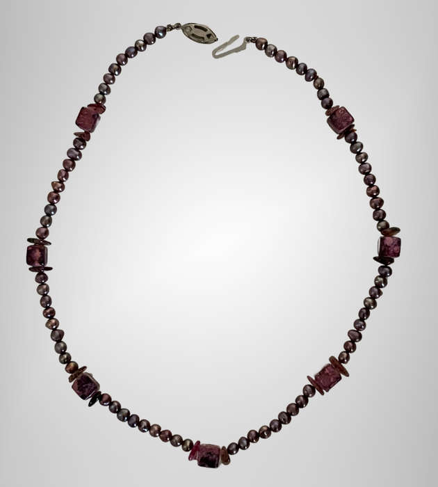Genuine  Baroque Seed Pearl Choker Necklace with Amethyst Quartz and Enamelled Glass Beads