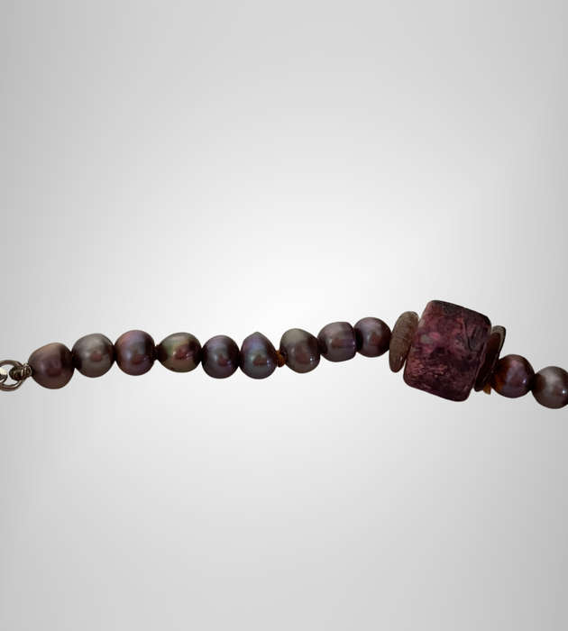 Genuine  Baroque Seed Pearl Choker Necklace with Amethyst Quartz and Enamelled Glass Beads