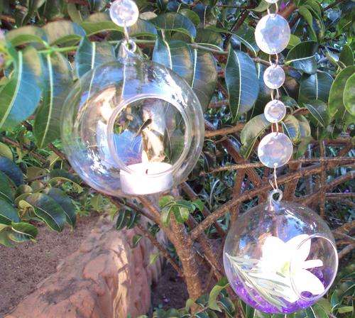 TERRARIUM OR TEA LIGHT HOLDER WITH 1m CRYSTAL GARLAND