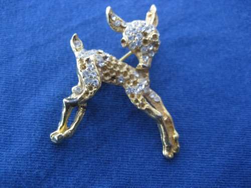 Six Gold Gold Coloured Costume Jewellery Brooches