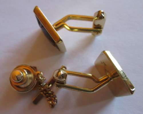 CUFF LINKS WITH MATCHING TIE PIN (SET)