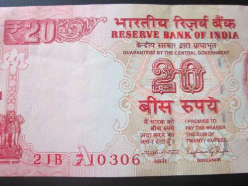 10 and 20 RUPEES INDIA BANKNOTES x7 - RAK240