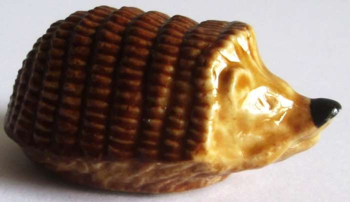 1965 Hedgehog Balding and Mansell Flintstone Wade Christmas Cracker