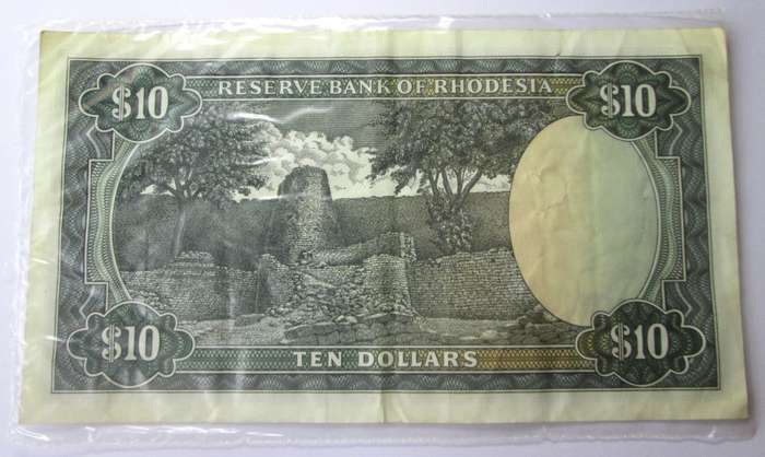 1976 Rhodesia Banknote Ten Dollars Serial Nr J43 982040 Watermark Cecil Rhodes