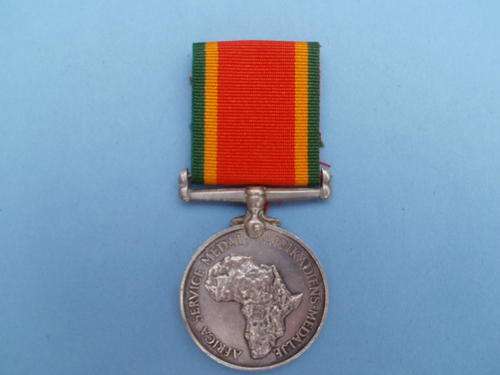AFRICA SERVICE MEDAL - 57962 GCN. MARITZ - Y/BOOK 189