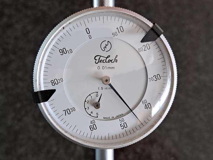 Teclock Dial Gauge 0.01mm
