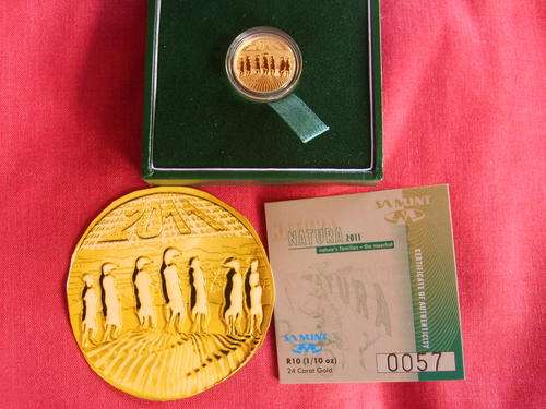 @  A CRAZY R1 AUCTION  @.......1/10 oz 24 carat gold.......2011 the meerkat family