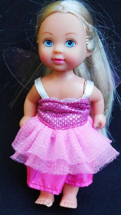 collectable Evie Love doll little sister to Steffi love doll by Simba.