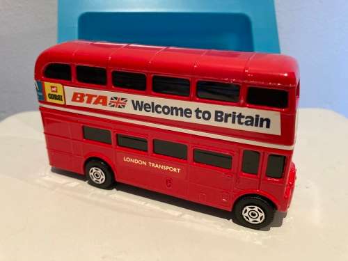 CORGI 1004 Electronic hooting BTA Welcome to  London Routemaster Bus 1981 - mint in box