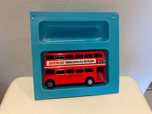 CORGI 1004 Electronic hooting BTA Welcome to  London Routemaster Bus 1981 - mint in box