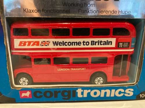 CORGI 1004 Electronic hooting BTA Welcome to  London Routemaster Bus 1981 - mint in box
