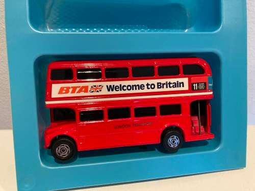 CORGI 1004 Electronic hooting BTA Welcome to  London Routemaster Bus 1981 - mint in box