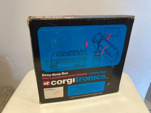 CORGI 1004 Electronic hooting BTA Welcome to  London Routemaster Bus 1981 - mint in box