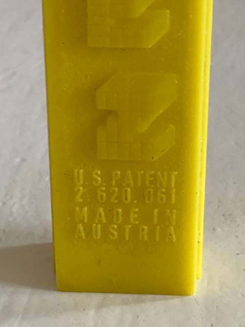 Vintage Super rare PEZ Mexican no feet version 1970s