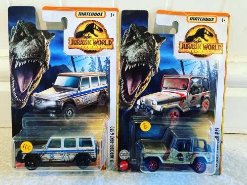 Matchbox JURASSIC WORLD Mercedes & Jeep pair 1:64 Scale