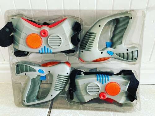 Original LASER CHALLENGE by Canada Games from 1996. Electronic with light, sounds & original box