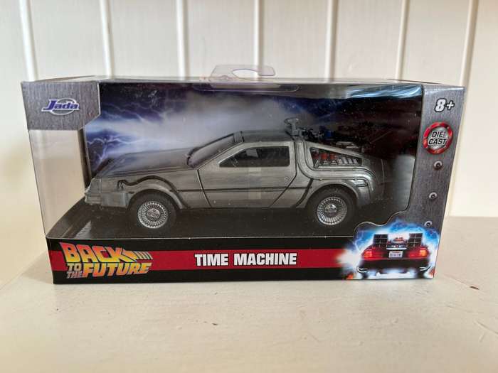 BACK TO THE FUTURE part 1 & 2 & 3 DELOREAN car by Jada Toys - 2023 - 1:32