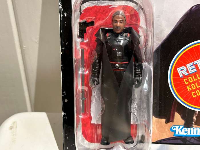 MOFF GIDEON action figure from the THE Kenner Hasbro Toys STAR WARS RETRO THE MANDALORIAN series