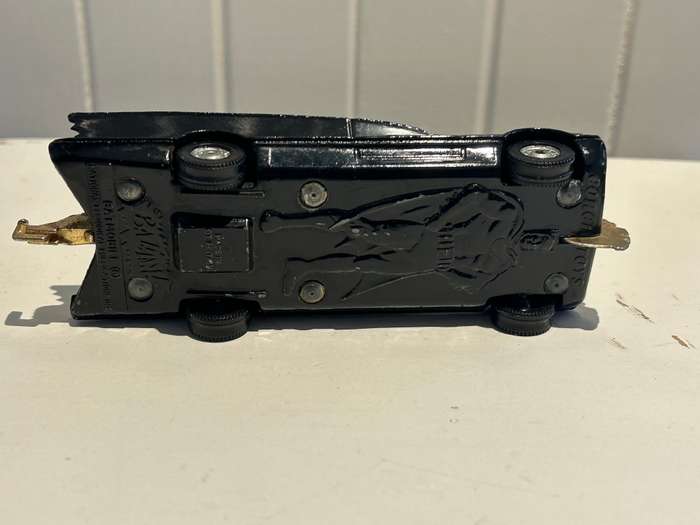 Corgi 267 BATMOBILE diecast toy model Licensed DC Comics Batman product  1976