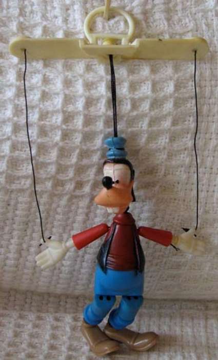 DISNEY 1950s & 1960s GOOFY PUPPET by KOHNER TOYS
