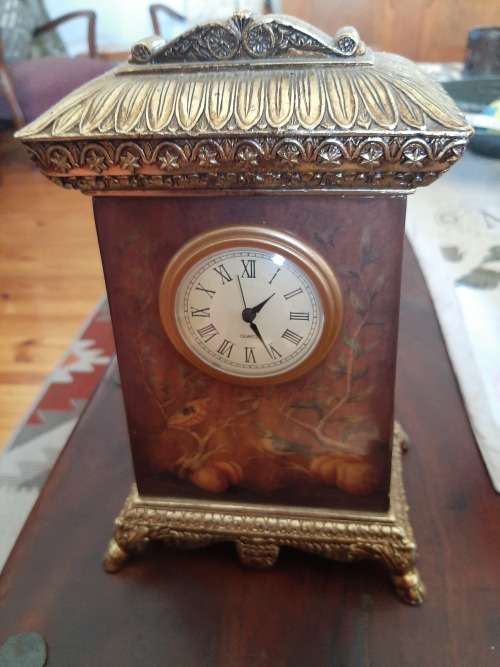Clock ornamental
