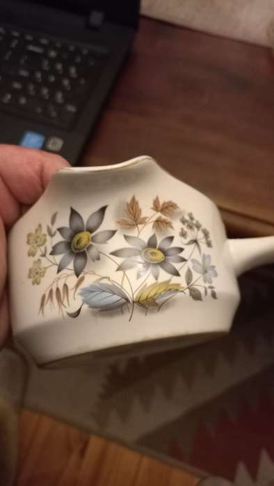 Midwinter meadow sauce boat vintage