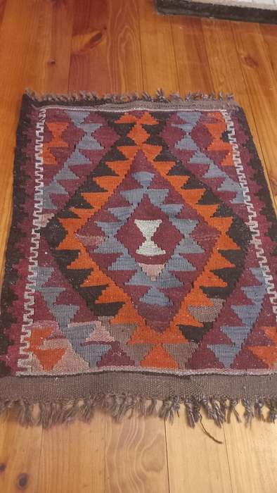 Vintage kilim rug