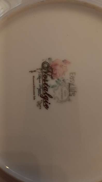 Nostalgic porcelain plate