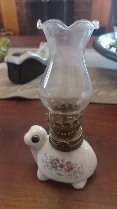 Turtle oil lamp