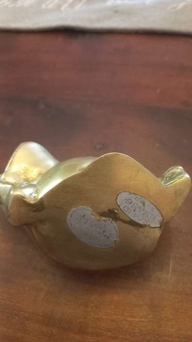 Vintage solid brass frog