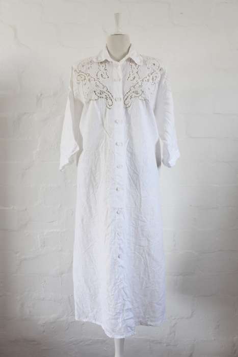 100% LINEN WHITE EMBROIDERED BUTTON DOWN SHIRT DRESS - SIZE LARGE
