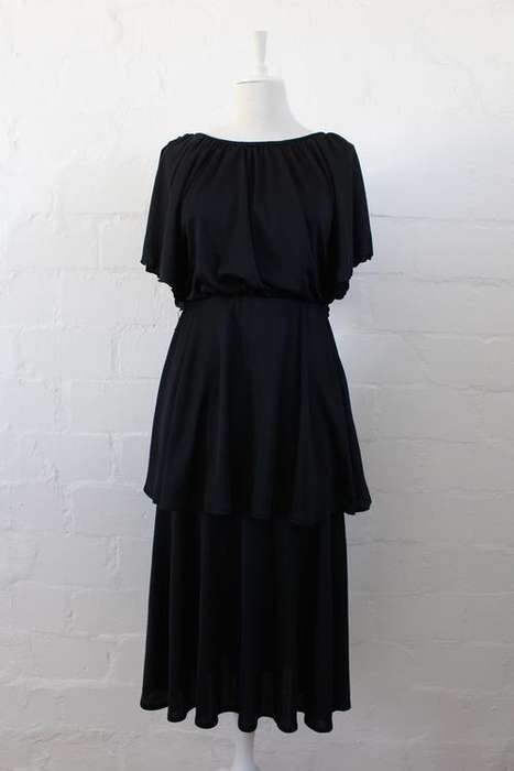 VINTAGE BLACK TIERED EVENING COCKTAIL DRESS - SIZE 8
