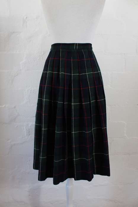 VINTAGE PLAID TARTAN NAVY GREEN WOOL WRAP SKIRT - SIZE 8