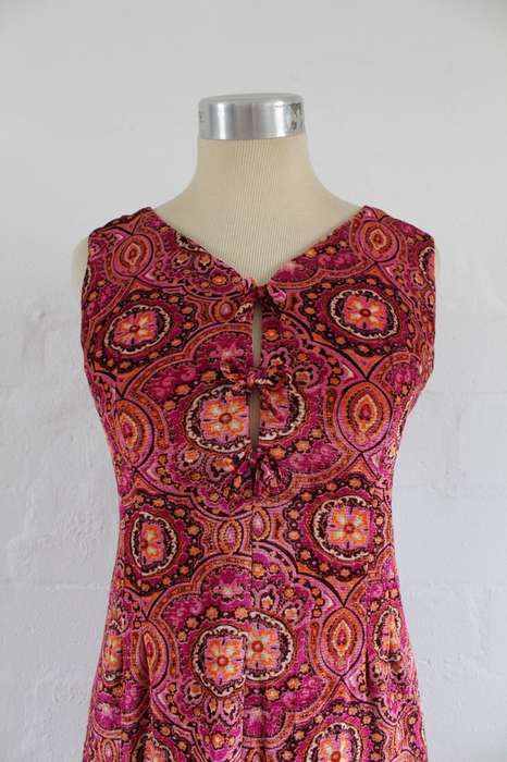 VINTAGE VELVET PINK ORANGE PRINTED DRESS - SIZE 8