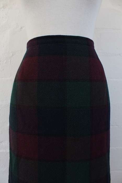 VINTAGE TARTAN PLAID CHECK GREEN RED PENCIL SKIRT - SIZE 12